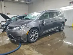 2C4RC1GG3JR112810 2018 CHRYSLER PACIFICA