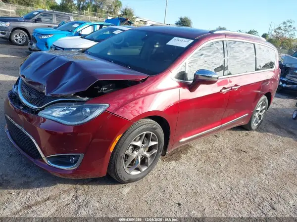 2C4RC1GG3JR170903 2018 CHRYSLER PACIFICA - Image 2