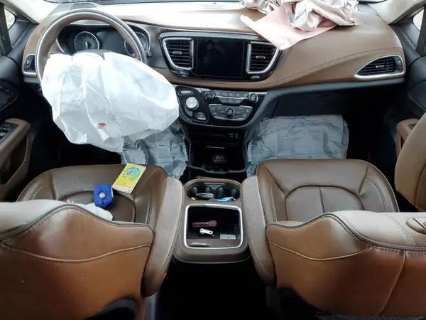 2C4RC1GG3JR214527 2018 CHRYSLER PACIFICA - Image 8