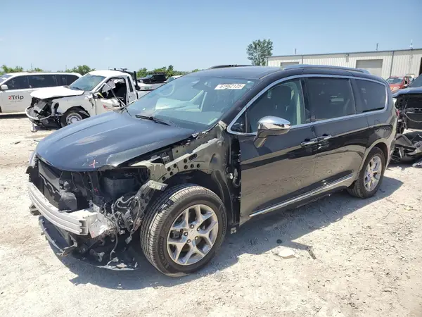 2C4RC1GG3JR257149 2018 CHRYSLER PACIFICA - Image 1