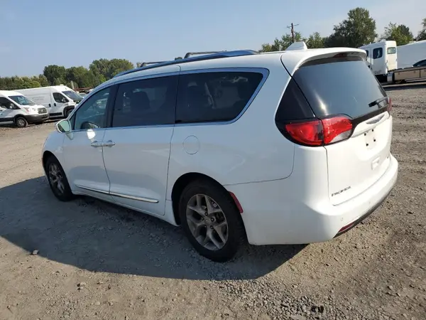 2C4RC1GG3JR258222 2018 CHRYSLER PACIFICA - Image 2