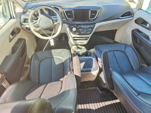 2C4RC1GG3JR272234 2018 CHRYSLER PACIFICA - Image 8
