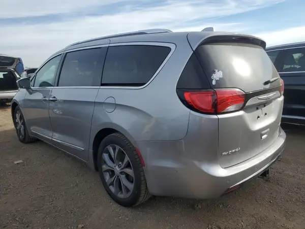 2C4RC1GG3JR272668 2018 CHRYSLER PACIFICA - Image 2