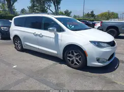2C4RC1GG3JR320296 2018 CHRYSLER PACIFICA