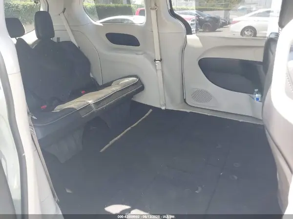 2C4RC1GG3JR320296 2018 CHRYSLER PACIFICA - Image 8