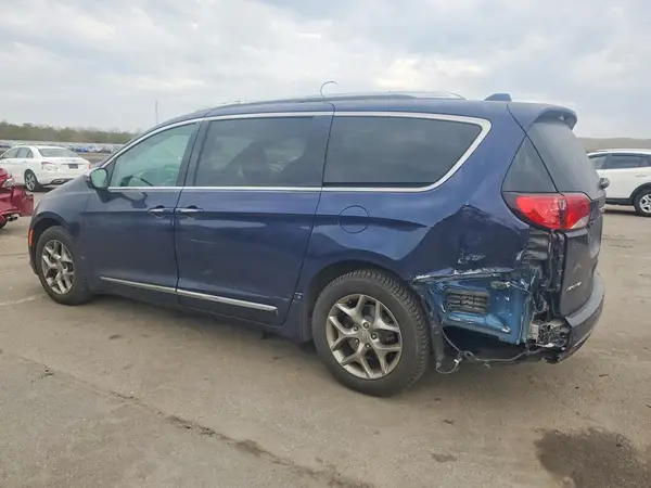 2C4RC1GG3JR334389 2018 CHRYSLER PACIFICA - Image 2