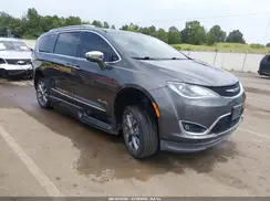 2C4RC1GG3JR338250 2018 CHRYSLER PACIFICA