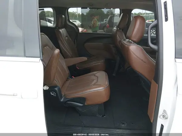 2C4RC1GG3KR506549 2019 CHRYSLER PACIFICA - Image 8