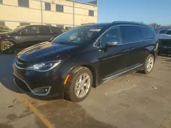 2C4RC1GG3KR526476 2019 CHRYSLER PACIFICA