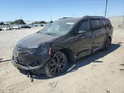 2C4RC1GG3KR527725 2019 CHRYSLER PACIFICA
