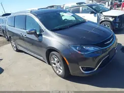 2C4RC1GG3KR551586 2019 CHRYSLER PACIFICA