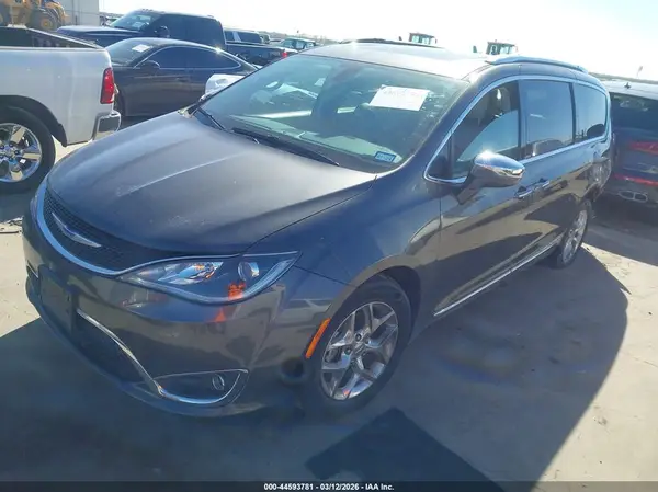 2C4RC1GG3KR551586 2019 CHRYSLER PACIFICA - Image 2