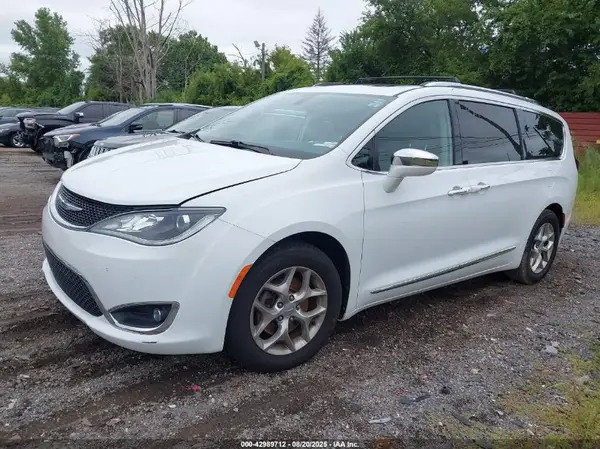 2C4RC1GG3KR588170 2019 CHRYSLER PACIFICA - Image 2