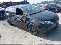 2C4RC1GG3KR617683 2019 CHRYSLER PACIFICA