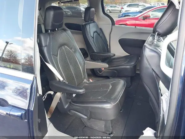 2C4RC1GG3KR652904 2019 CHRYSLER PACIFICA - Image 8