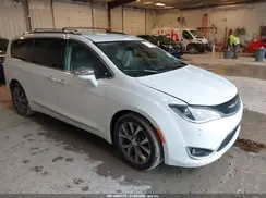 2C4RC1GG3KR652966 2019 CHRYSLER PACIFICA
