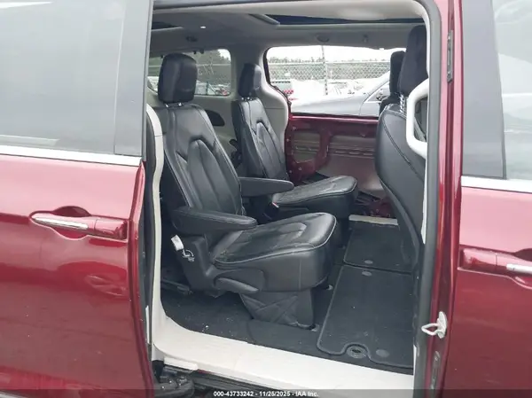 2C4RC1GG3KR700949 2019 CHRYSLER PACIFICA - Image 8