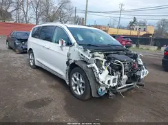 2C4RC1GG3KR721879 2019 CHRYSLER PACIFICA