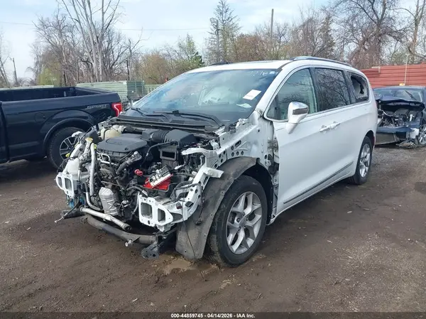 2C4RC1GG3KR721879 2019 CHRYSLER PACIFICA - Image 2