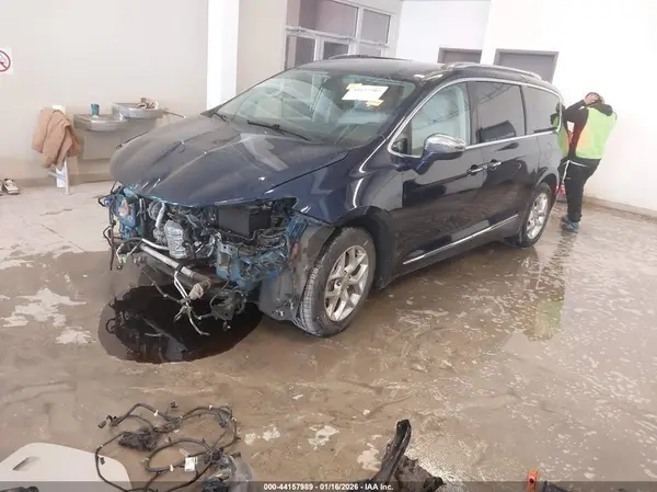 2C4RC1GG3LR102846 2020 CHRYSLER PACIFICA - Image 2