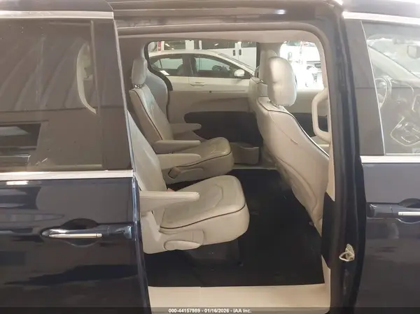2C4RC1GG3LR102846 2020 CHRYSLER PACIFICA - Image 8