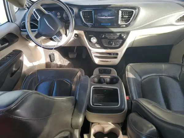 2C4RC1GG3LR109618 2020 CHRYSLER PACIFICA - Image 8