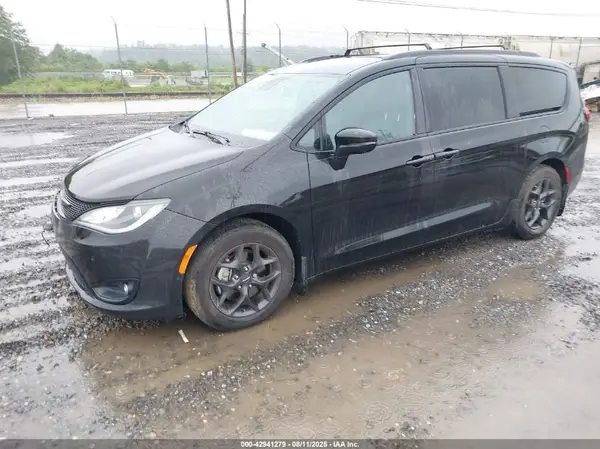2C4RC1GG3LR118495 2020 CHRYSLER PACIFICA - Image 2