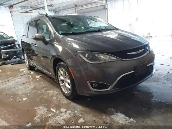 2C4RC1GG3LR151349 2020 CHRYSLER PACIFICA - Image 1