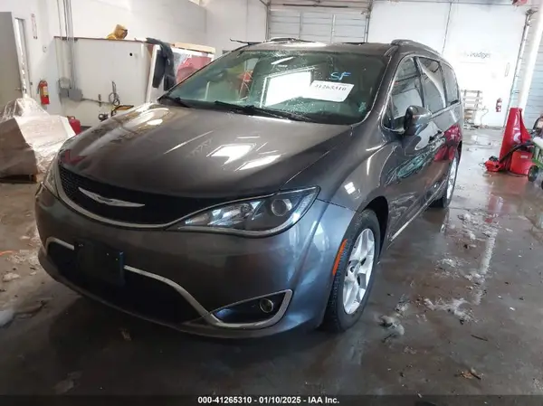 2C4RC1GG3LR151349 2020 CHRYSLER PACIFICA - Image 2