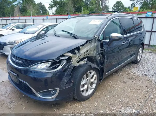 2C4RC1GG3LR285360 2020 CHRYSLER PACIFICA - Image 2