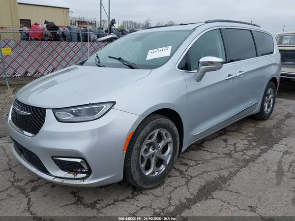 2C4RC1GG3NR165206 2022 CHRYSLER PACIFICA - Image 2