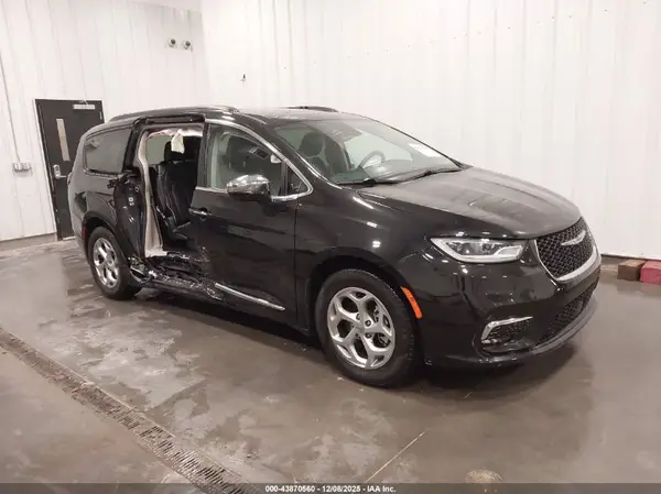 2C4RC1GG3PR563471 2023 CHRYSLER PACIFICA - Image 1