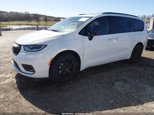 2C4RC1GG3TR161511 2026 CHRYSLER PACIFICA - Image 2