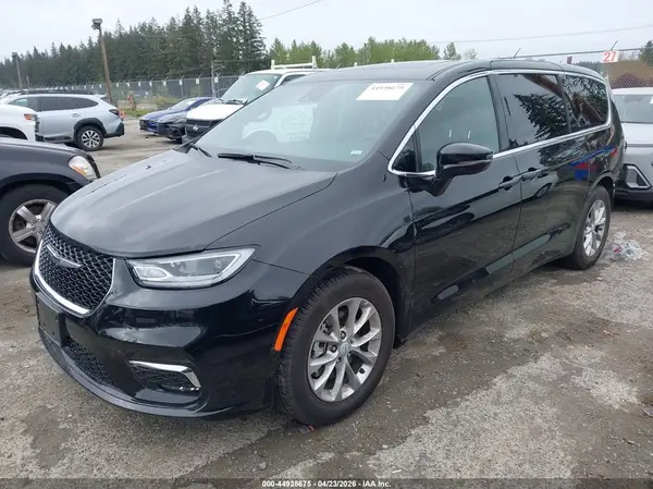 2C4RC1GG3TR206043 2026 CHRYSLER PACIFICA - Image 2