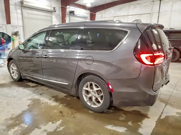 2C4RC1GG4HR570205 2017 CHRYSLER PACIFICA - Image 2