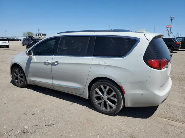 2C4RC1GG4HR607740 2017 CHRYSLER PACIFICA - Image 2