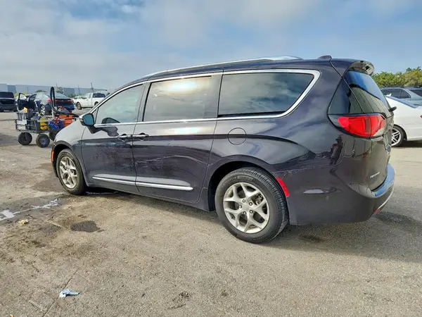2C4RC1GG4HR634212 2017 CHRYSLER PACIFICA - Image 2
