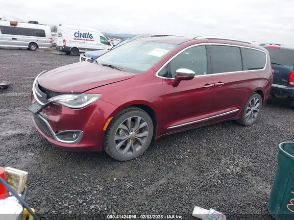 2C4RC1GG4HR634730 2017 CHRYSLER PACIFICA - Image 2