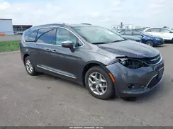 2C4RC1GG4HR635621 2017 CHRYSLER PACIFICA