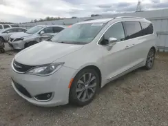 2C4RC1GG4HR653195 2017 CHRYSLER PACIFICA