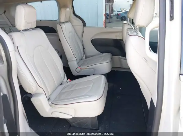 2C4RC1GG4HR660745 2017 CHRYSLER PACIFICA - Image 8