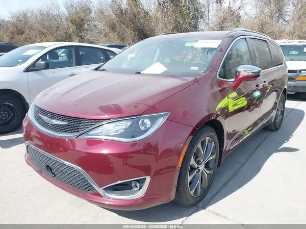 2C4RC1GG4HR661071 2017 CHRYSLER PACIFICA - Image 2