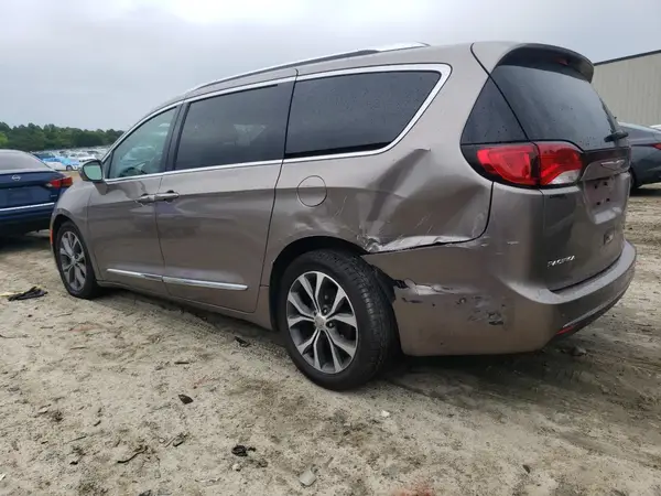 2C4RC1GG4HR668960 2017 CHRYSLER PACIFICA - Image 2