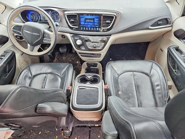 2C4RC1GG4HR683653 2017 CHRYSLER PACIFICA - Image 8