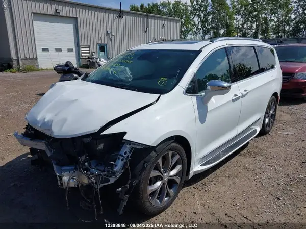 2C4RC1GG4HR693843 2017 CHRYSLER PACIFICA - Image 2