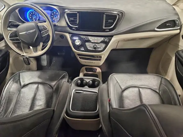 2C4RC1GG4HR748128 2017 CHRYSLER PACIFICA - Image 8
