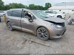 2C4RC1GG4HR752034 2017 CHRYSLER PACIFICA