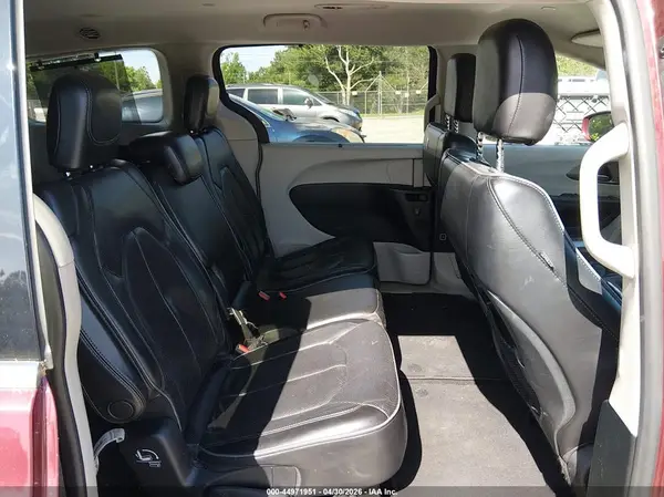 2C4RC1GG4HR764037 2017 CHRYSLER PACIFICA - Image 8