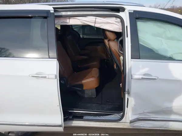 2C4RC1GG4HR778262 2017 CHRYSLER PACIFICA - Image 8