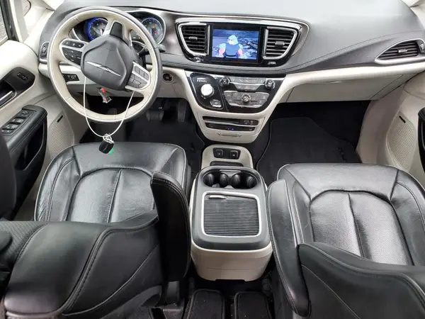 2C4RC1GG4HR796146 2017 CHRYSLER PACIFICA - Image 8